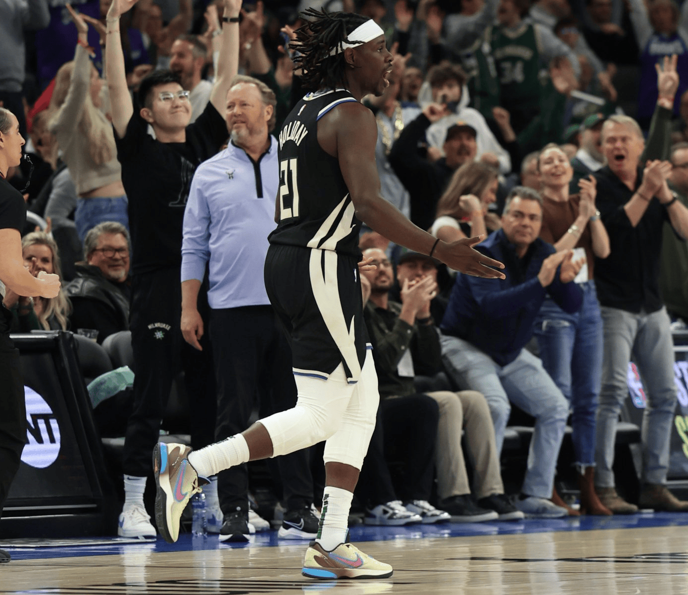 关于GEN血洗MAD，Inspired拿下关键大龙焦点之战2025世界赛，点燃全场激情的信息