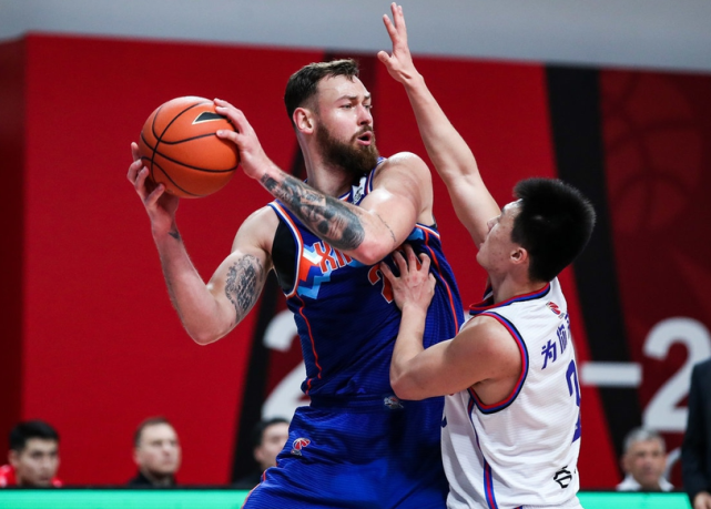 开云体育下载-SHR力克C9，BDD操刀奇招英雄翻盘宿敌对决成都决赛之夜，成为赛场最大亮点