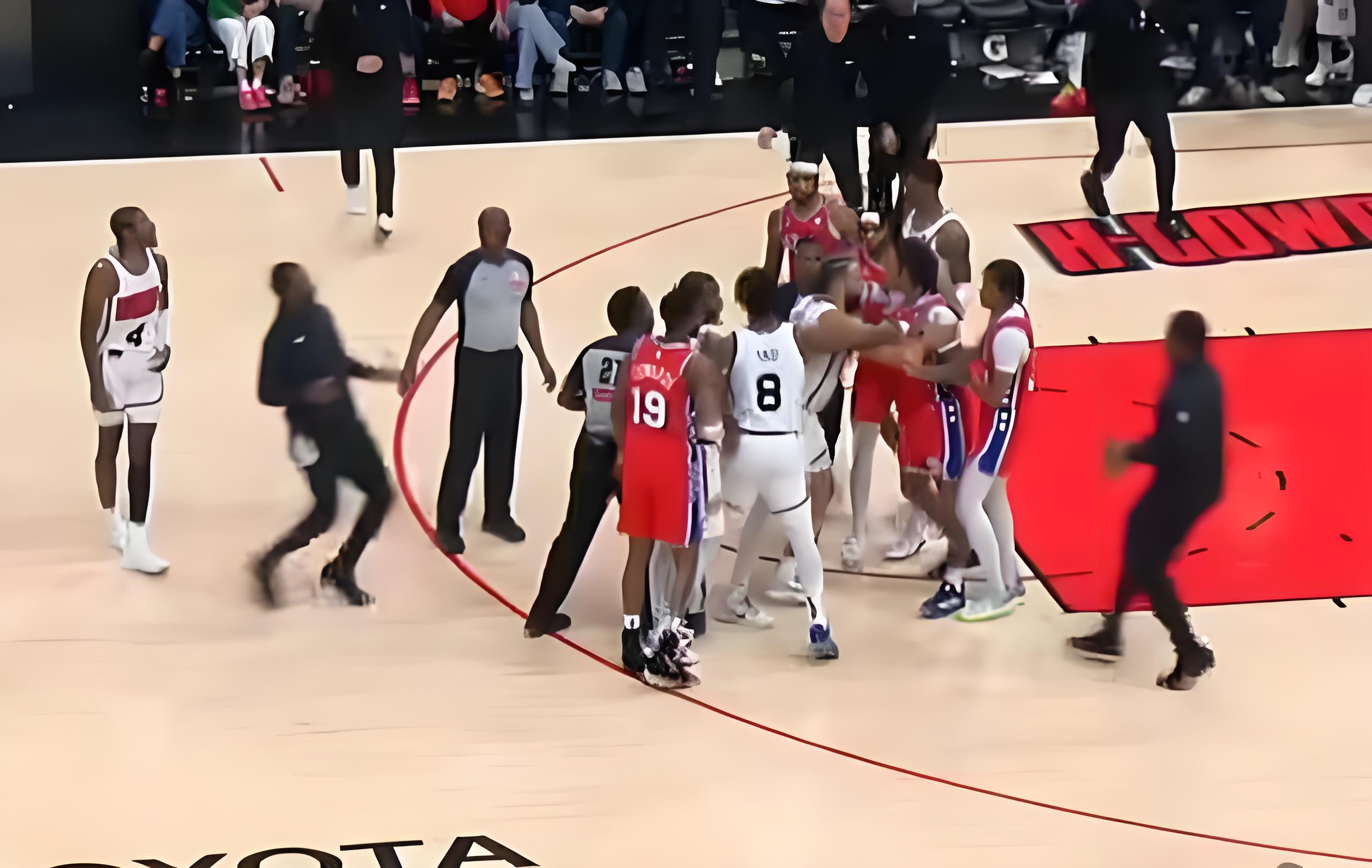 场面火爆!NBA观众席沸腾不已 场面火爆!NBA观众席沸腾不已